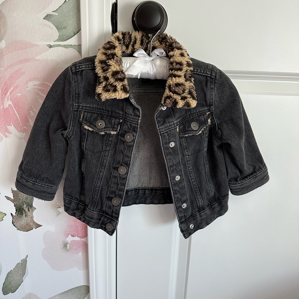 Cutest denim and leopard jacket size 18 M